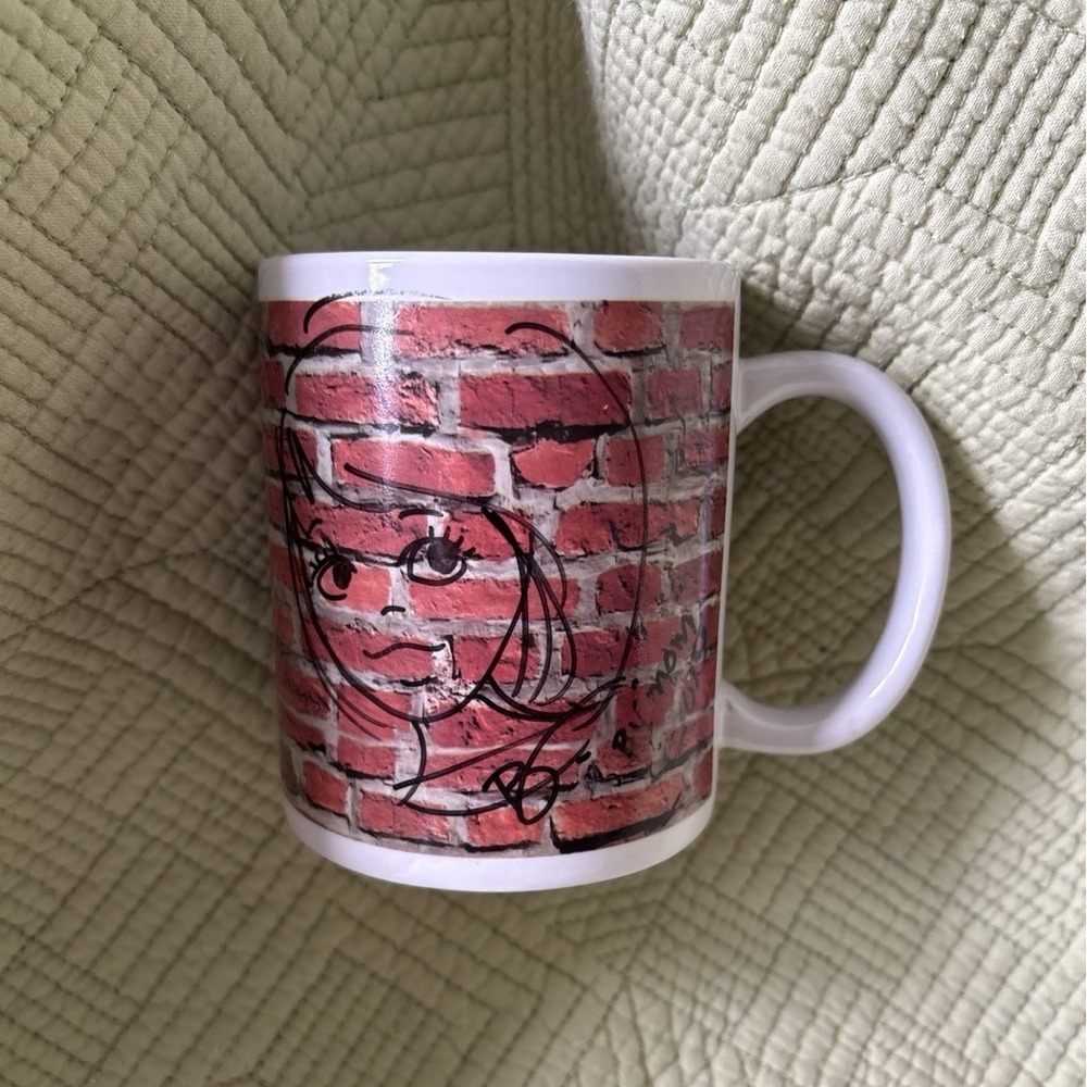 MPW Graffiti Woman Cats BrickWall Ceramic Coffee Mug Art Graphic Dishwasher Safe